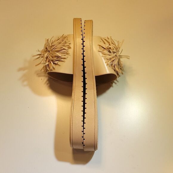 DIRTY LAUNDRY POM POM  SLIP ON ROUND TOE SANDAL - Picture 9 of 14